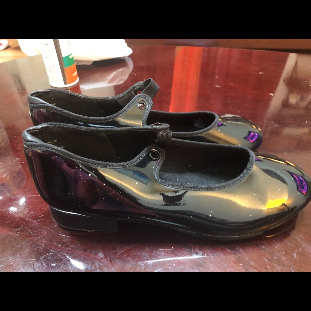 Tap shoes